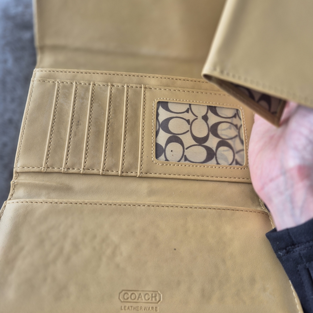 Coach Multicolor Geometric Wallet - Picture 5 of 7
